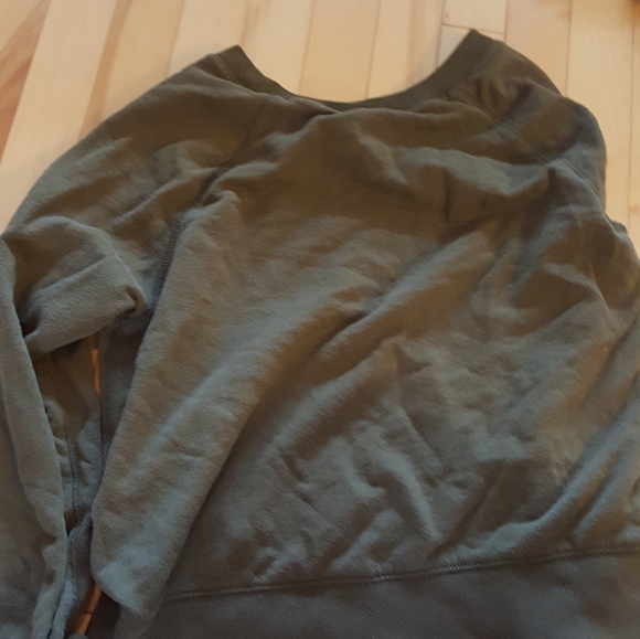 Sweater bundle - Picture 9 of 14